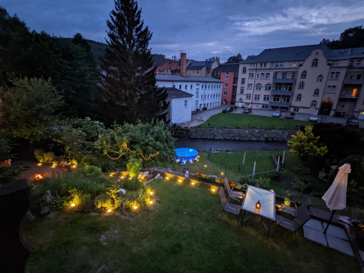 Familienwohnung für 3 mit Sauna, Pool&Terrasse - Famzi Sebnitz Exterior foto