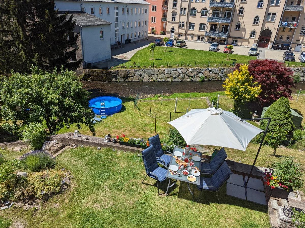 Familienwohnung für 3 mit Sauna, Pool&Terrasse - Famzi Sebnitz Exterior foto